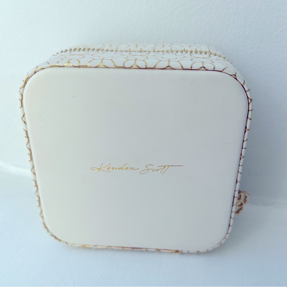 Kendra Scott Travel Jewelry Case
